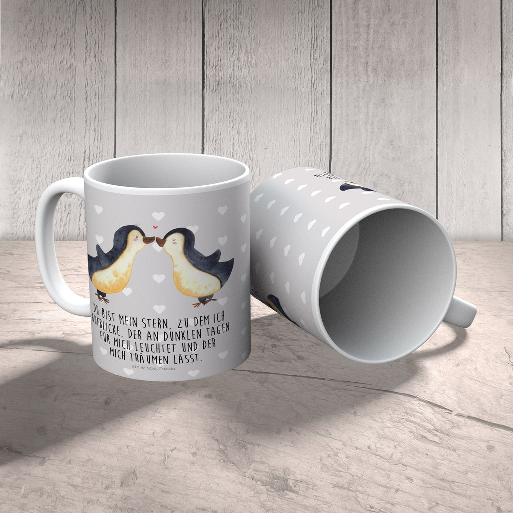 Kindertasse Pinguin Liebe Kunststoff Tasse, Kindergarten, Tasse, Trinkbecher, Camping Becher, Kaffeetasse, Kunststoffbecher, Kindergartenbecher, Outdoorgeschirr, Kunststoffgeschirr, Reisebecher, Reisetasse, Kinderbecher, Liebe, Partner, Freund, Freundin, Ehemann, Ehefrau, Heiraten, Verlobung, Heiratsantrag, Liebesgeschenk, Jahrestag, Hocheitstag, Pinguin, Pinguine, Pinguin Paar, Pinguinpaar, Pinguin Liebe, Paar, Pärchen. Liebespaar, Liebesbeweis, Liebesspruch, Hochzeitstag, Geschenk Freund, Geschenk Freundin, Verlobte, Verlobter, Love, Geschenk Hochzeitstag, Geschenkidee, Hochzeit, Gastgeschenk