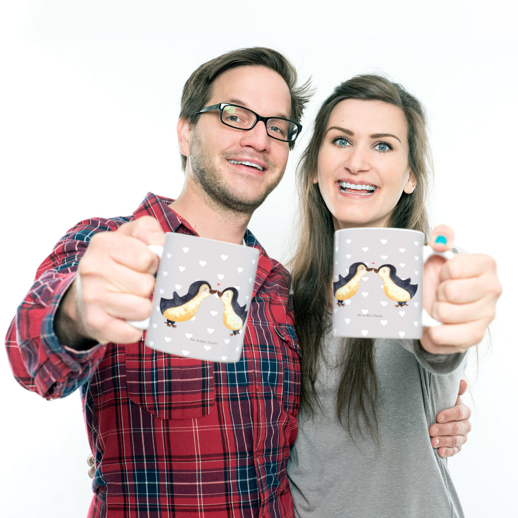 Kindertasse Pinguin Liebe Kunststoff Tasse, Kindergarten, Tasse, Trinkbecher, Camping Becher, Kaffeetasse, Kunststoffbecher, Kindergartenbecher, Outdoorgeschirr, Kunststoffgeschirr, Reisebecher, Reisetasse, Kinderbecher, Liebe, Partner, Freund, Freundin, Ehemann, Ehefrau, Heiraten, Verlobung, Heiratsantrag, Liebesgeschenk, Jahrestag, Hocheitstag, Pinguin, Pinguine, Pinguin Paar, Pinguinpaar, Pinguin Liebe, Paar, Pärchen. Liebespaar, Liebesbeweis, Liebesspruch, Hochzeitstag, Geschenk Freund, Geschenk Freundin, Verlobte, Verlobter, Love, Geschenk Hochzeitstag, Geschenkidee, Hochzeit, Gastgeschenk