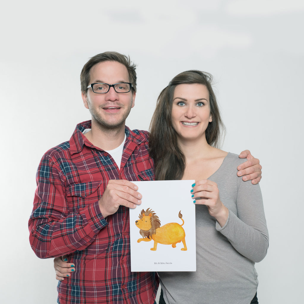 Poster Sternzeichen Löwe Poster, Wandposter, Bild, Wanddeko, Küchenposter, Kinderposter, Wanddeko Bild, Raumdekoration, Wanddekoration, Handgemaltes Poster, Mr. & Mrs. Panda Poster, Designposter, Kunstdruck, Posterdruck, Tierkreiszeichen, Sternzeichen, Horoskop, Astrologie, Aszendent, Löwe Geschenk, Löwe Sternzeichen, Geschenk Juli, Geburtstag Juli, Geschenk August, Geburtstag August, König der Tiere