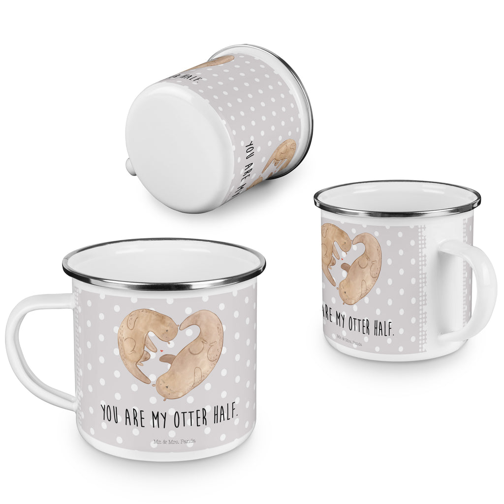 Camping Emaille Tasse Otter Herz Campingtasse, Trinkbecher, Metalltasse, Outdoor Tasse, Emaille Trinkbecher, Blechtasse Outdoor, Emaille Campingbecher, Edelstahl Trinkbecher, Metalltasse für Camping, Kaffee Blechtasse, Camping Tasse Metall, Otter, Fischotter, Seeotter, Liebe, Herz, Liebesbeweis, Liebesgeschenk, Bessere Hälfte, Love you, Jahrestag, Hochzeitstag, Verlobung, gemeinsames Leben