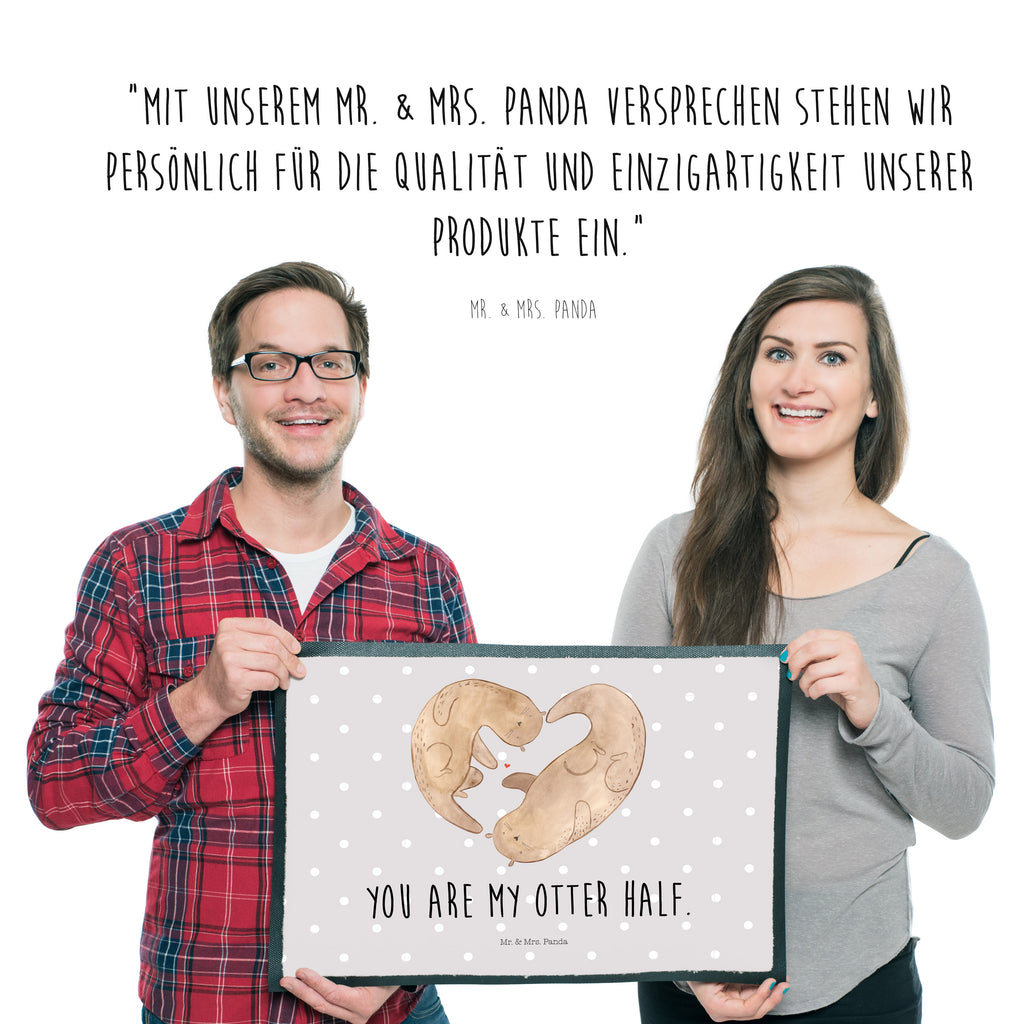Fußmatte Otter Herz Otter,  Seeotter, Liebe, Herz, Liebesbeweis, Liebesgeschenk, Bessere Hälfte, Love you, Jahrestag, Hochzeitstag, Verlobung, gemeinsames Leben Türvorleger, Schmutzmatte, Fußabtreter, Matte, Schmutzfänger, Fußabstreifer, Schmutzfangmatte, Türmatte, Motivfußmatte,  Haustürmatte, Vorleger  Otter,  Fischotter,  Seeotter