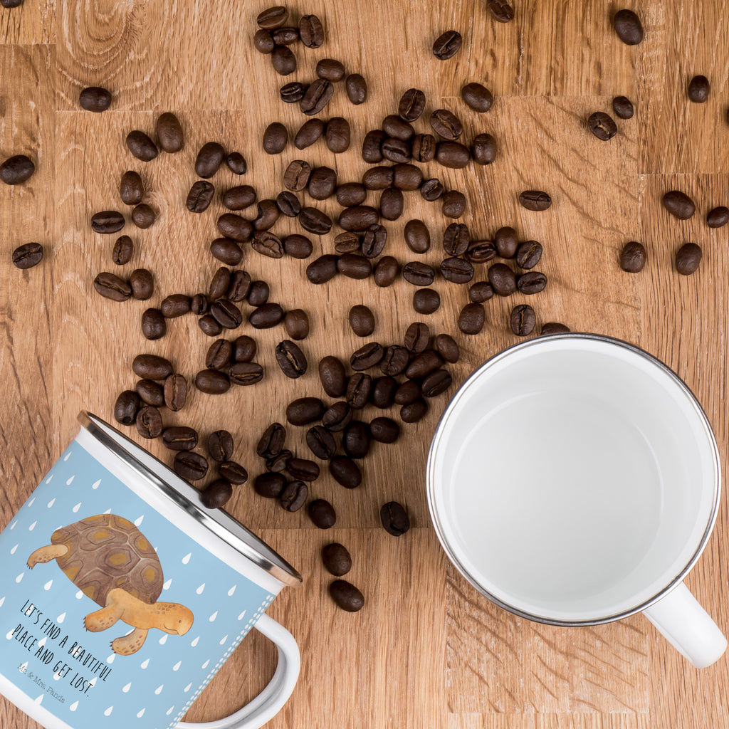 Camping Emaille Tasse Schildkröte marschiert Campingtasse, Trinkbecher, Metalltasse, Outdoor Tasse, Emaille Trinkbecher, Blechtasse Outdoor, Emaille Campingbecher, Edelstahl Trinkbecher, Metalltasse für Camping, Kaffee Blechtasse, Camping Tasse Metall, Meerestiere, Meer, Urlaub, Schildkröte, Schildkröten, get lost, Abenteuer, Reiselust, Inspiration, Neustart, Motivation, Lieblingsmensch