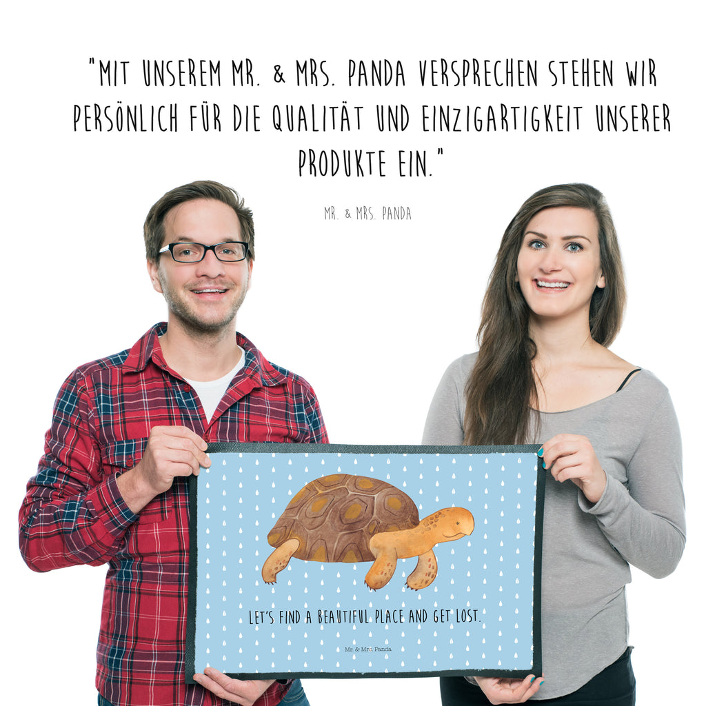 Fußmatte Schildkröte marschiert Schildkröte, Schildkröten, get lost, Abenteuer, Reiselust, Inspiration, Neustart, Motivation, Lieblingsmensch	 Türvorleger, Schmutzmatte, Fußabtreter, Matte, Schmutzfänger, Fußabstreifer, Schmutzfangmatte, Türmatte, Motivfußmatte,  Haustürmatte, Vorleger  Meerestiere, Meer, Urlaub