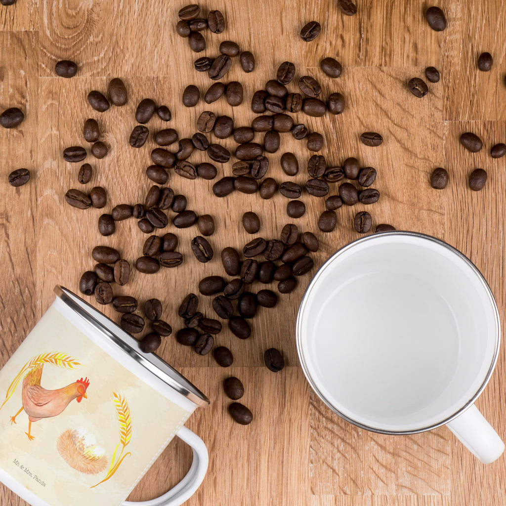 Camping Emaille Tasse Huhn stolz Campingtasse, Trinkbecher, Metalltasse, Outdoor Tasse, Emaille Trinkbecher, Blechtasse Outdoor, Emaille Campingbecher, Edelstahl Trinkbecher, Metalltasse für Camping, Kaffee Blechtasse, Camping Tasse Metall, Bauernhof, Hoftiere, Landwirt, Landwirtin, Hahn, Henne, Hühner, Eier, Hof, Landleben, Motivation, Geburt, Magie, Spruch, Schwangerschaft