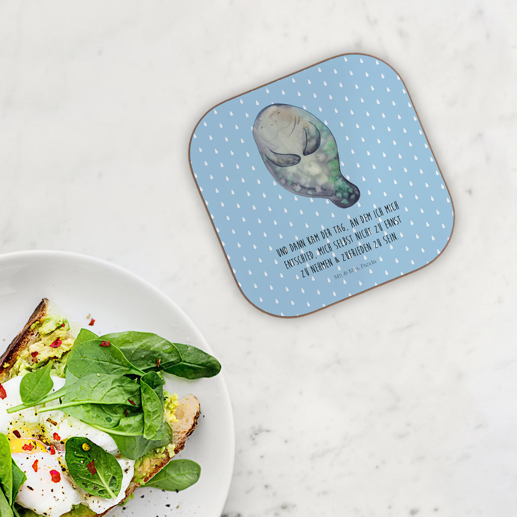 Quadratische Untersetzer Seekuh happy Bierdeckel, Glasuntersetzer, Untersetzer Gläser, Getränkeuntersetzer, Meerestiere, Meer, Urlaub, Seekuh, Seekühe, Selbstliebe, Respekt, Neuanfang, Neustart, Achtsamkeit, Zufrieden, Liebeskummer, Freundin