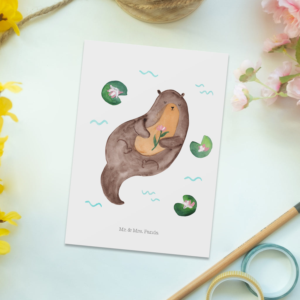 Postkarte Otter mit Seerose Geschenkkarte, Grußkarte, Karte, Einladung, Ansichtskarte, Geburtstagskarte, Einladungskarte, Otter, Fischotter, Seeotter, Otter Seeotter See Otter