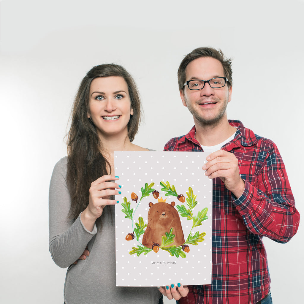 Poster Bär König Poster, Wandposter, Bild, Wanddeko, Küchenposter, Kinderposter, Wanddeko Bild, Raumdekoration, Wanddekoration, Handgemaltes Poster, Mr. & Mrs. Panda Poster, Designposter, Kunstdruck, Posterdruck, Bär, Teddy, Teddybär, Papa, Papa Bär, bester Vater, bester Papa, weltbester Papa, Vatertag, Vater, Dad, Daddy, Papi