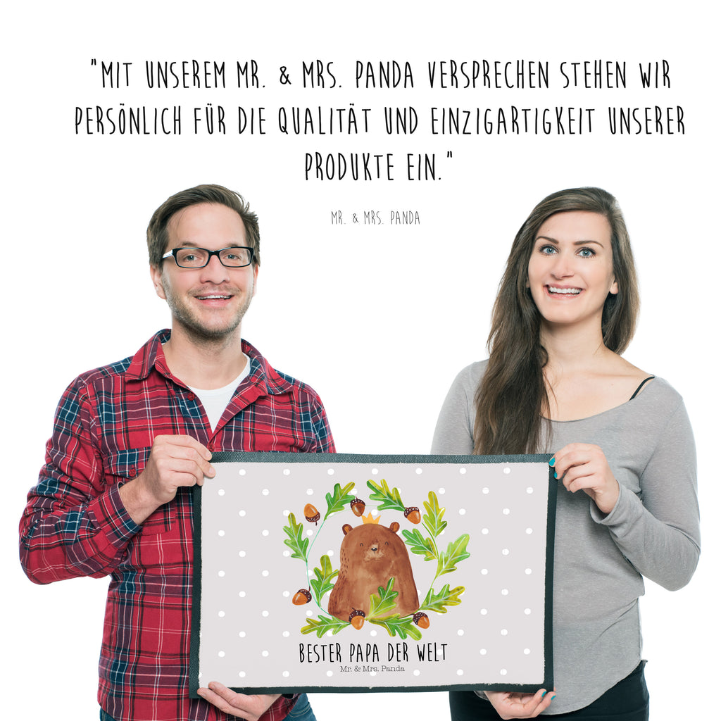 Fußmatte Bär König Papa, Bär, Papa Bär, bester Vater, bester Papa, weltbester Papa, Vatertag, Vater, Dad, Daddy, Papi, Türvorleger, Schmutzmatte, Fußabtreter, Matte, Schmutzfänger, Fußabstreifer, Schmutzfangmatte, Türmatte, Motivfußmatte,  Haustürmatte, Vorleger  Bär, Teddy, Teddybär