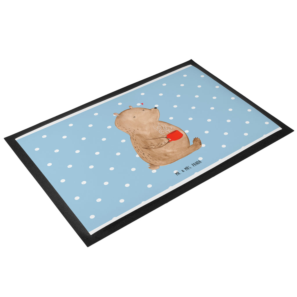 Fußmatte Bär Kaffee Kaffee, Coffee, Bär, Bären, guten Morgen, Morgenroutine, Welt erobern, Welt retten, Motivation	 Türvorleger, Schmutzmatte, Fußabtreter, Matte, Schmutzfänger, Fußabstreifer, Schmutzfangmatte, Türmatte, Motivfußmatte,  Haustürmatte, Vorleger  Bär, Teddy, Teddybär