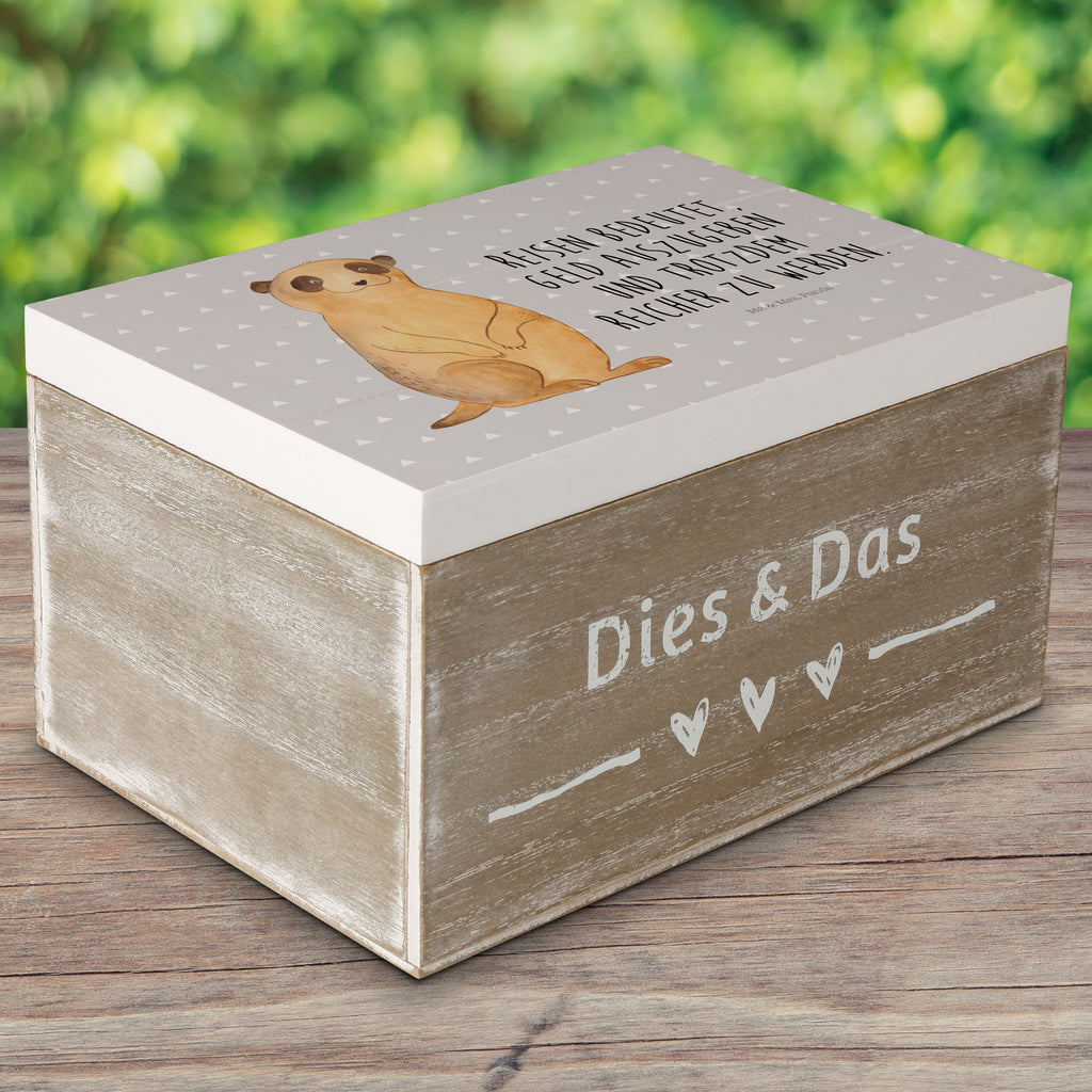Holzkiste Erdmännchen Holzkiste, Kiste, Schatzkiste, Truhe, Schatulle, XXL, Erinnerungsbox, Erinnerungskiste, Dekokiste, Aufbewahrungsbox, Afrika, Wildtiere, Erdmännchen, Reisen, Spruch, Weltreise, Afrikareise, Roadtrip, Traveling