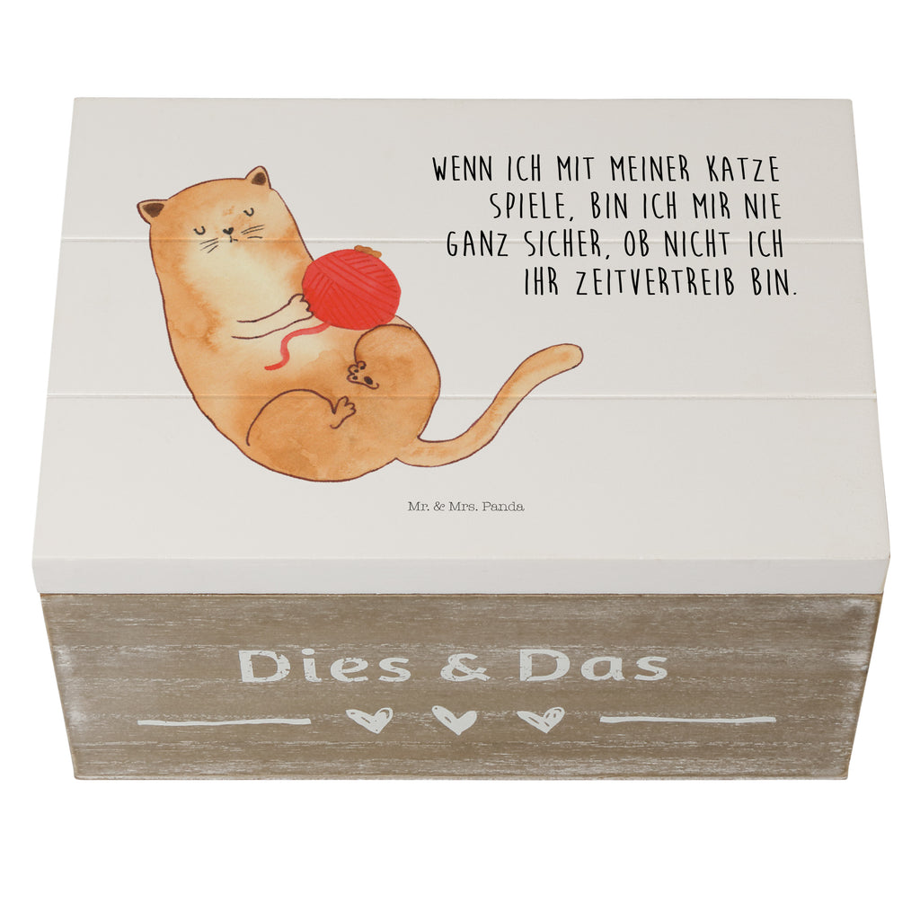 Holzkiste Katzen Wollknäul Holzkiste, Kiste, Schatzkiste, Truhe, Schatulle, XXL, Erinnerungsbox, Erinnerungskiste, Dekokiste, Aufbewahrungsbox, Katze, Katzenmotiv, Katzenfan, Katzendeko, Katzenfreund, Katzenliebhaber, Katzenprodukte, Katzenartikel, Katzenaccessoires, Katzensouvenirs, Katzenliebhaberprodukte, Katzenmotive, Katzen, Kater, Mietze, Cat, Cats, Katzenhalter, Katzenbesitzerin, Haustier, Wollknäuel, Wolle, Spielen, Spiel, verspielt
