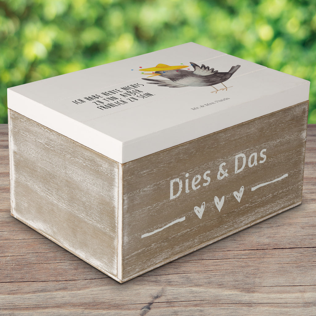 Holzkiste Rabe mit Sombrero Holzkiste, Kiste, Schatzkiste, Truhe, Schatulle, XXL, Erinnerungsbox, Erinnerungskiste, Dekokiste, Aufbewahrungsbox, Tiermotive, Gute Laune, lustige Sprüche, Tiere, Rabe, Vogel, Vögel, Spruch positiv, fröhlich sein, glücklich sein, Glück Spruch, froh, Elster, Motivation