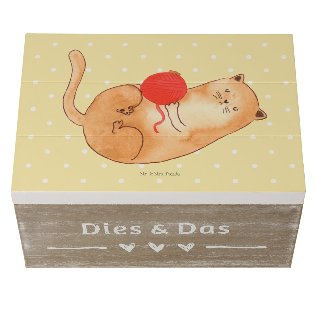 Holzkiste Katzen Wollknäul Holzkiste, Kiste, Schatzkiste, Truhe, Schatulle, XXL, Erinnerungsbox, Erinnerungskiste, Dekokiste, Aufbewahrungsbox, Katze, Katzenmotiv, Katzenfan, Katzendeko, Katzenfreund, Katzenliebhaber, Katzenprodukte, Katzenartikel, Katzenaccessoires, Katzensouvenirs, Katzenliebhaberprodukte, Katzenmotive, Katzen, Kater, Mietze, Cat, Cats, Katzenhalter, Katzenbesitzerin, Haustier, Wollknäuel, Wolle, Spielen, Spiel, verspielt