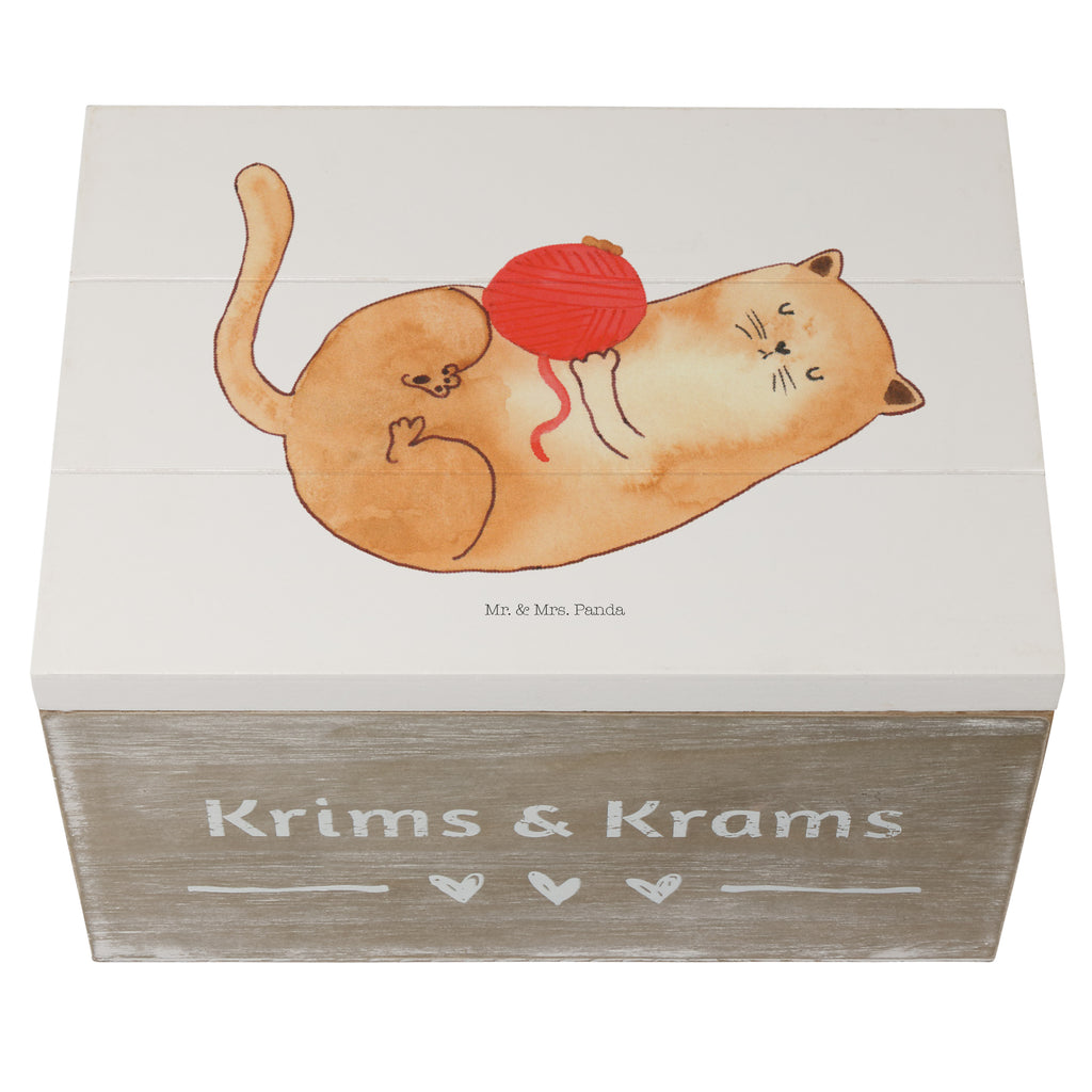 Holzkiste Katzen Wollknäul Holzkiste, Kiste, Schatzkiste, Truhe, Schatulle, XXL, Erinnerungsbox, Erinnerungskiste, Dekokiste, Aufbewahrungsbox, Katze, Katzenmotiv, Katzenfan, Katzendeko, Katzenfreund, Katzenliebhaber, Katzenprodukte, Katzenartikel, Katzenaccessoires, Katzensouvenirs, Katzenliebhaberprodukte, Katzenmotive, Katzen, Kater, Mietze, Cat, Cats, Katzenhalter, Katzenbesitzerin, Haustier, Wollknäuel, Wolle, Spielen, Spiel, verspielt