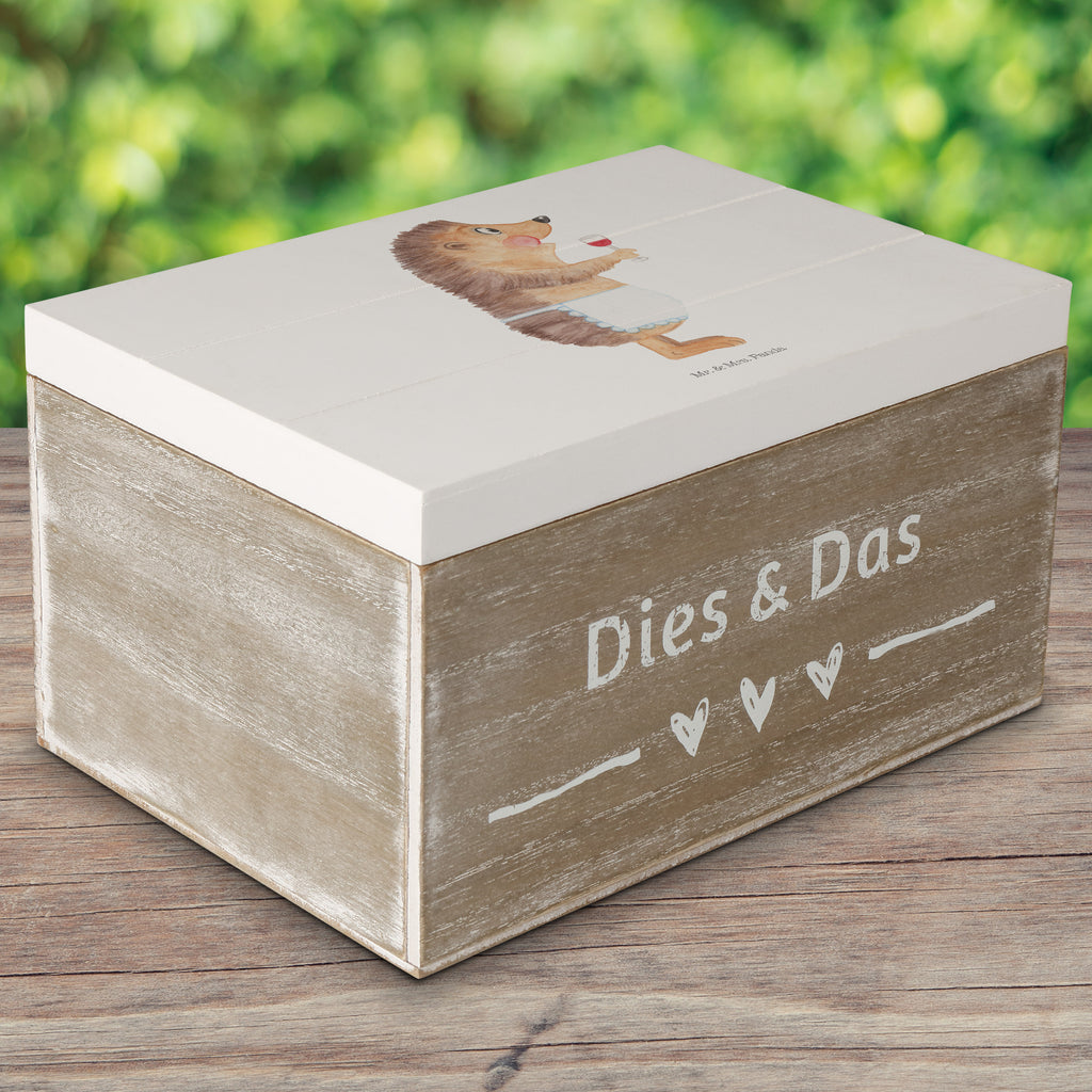 Holzkiste Igel mit Wein Holzkiste, Kiste, Schatzkiste, Truhe, Schatulle, XXL, Erinnerungsbox, Erinnerungskiste, Dekokiste, Aufbewahrungsbox, Tiermotive, Gute Laune, lustige Sprüche, Tiere, Wein Spruch, Igel, Geschenk Weintrinker, Geschenk Weinliebhaber, Wein Deko, Weinglas, Rotwein, Weißwein, Wein trinken