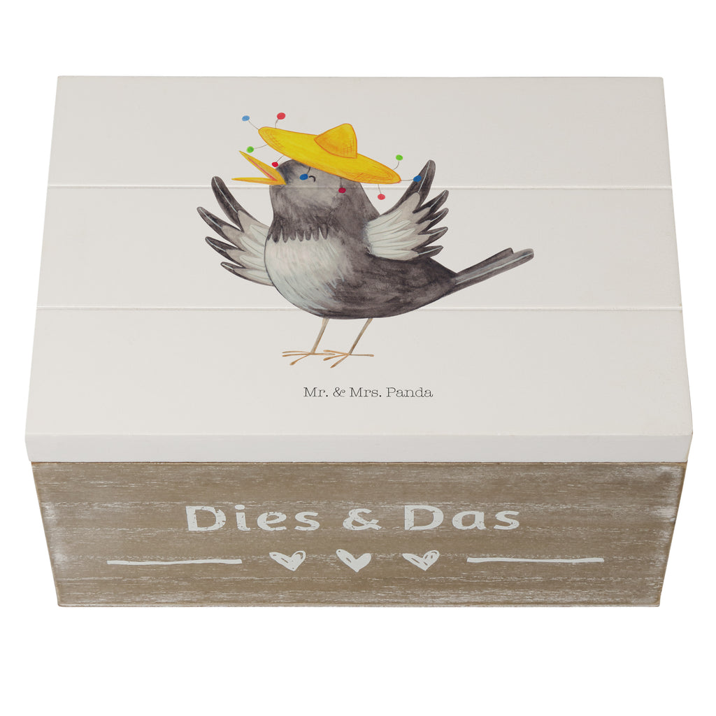 Holzkiste Rabe mit Sombrero Holzkiste, Kiste, Schatzkiste, Truhe, Schatulle, XXL, Erinnerungsbox, Erinnerungskiste, Dekokiste, Aufbewahrungsbox, Tiermotive, Gute Laune, lustige Sprüche, Tiere, Rabe, Vogel, Vögel, Spruch positiv, fröhlich sein, glücklich sein, Glück Spruch, froh, Elster, Motivation