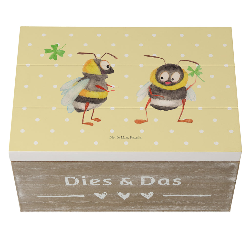 Holzkiste Hummeln mit Kleeblatt Holzkiste, Kiste, Schatzkiste, Truhe, Schatulle, XXL, Erinnerungsbox, Erinnerungskiste, Dekokiste, Aufbewahrungsbox, Tiermotive, Gute Laune, lustige Sprüche, Tiere, Hummel, Biene, Spruch positiv, Biene Deko, Spruch schön, glücklich sein, glücklich werden, Spruch fröhlich
