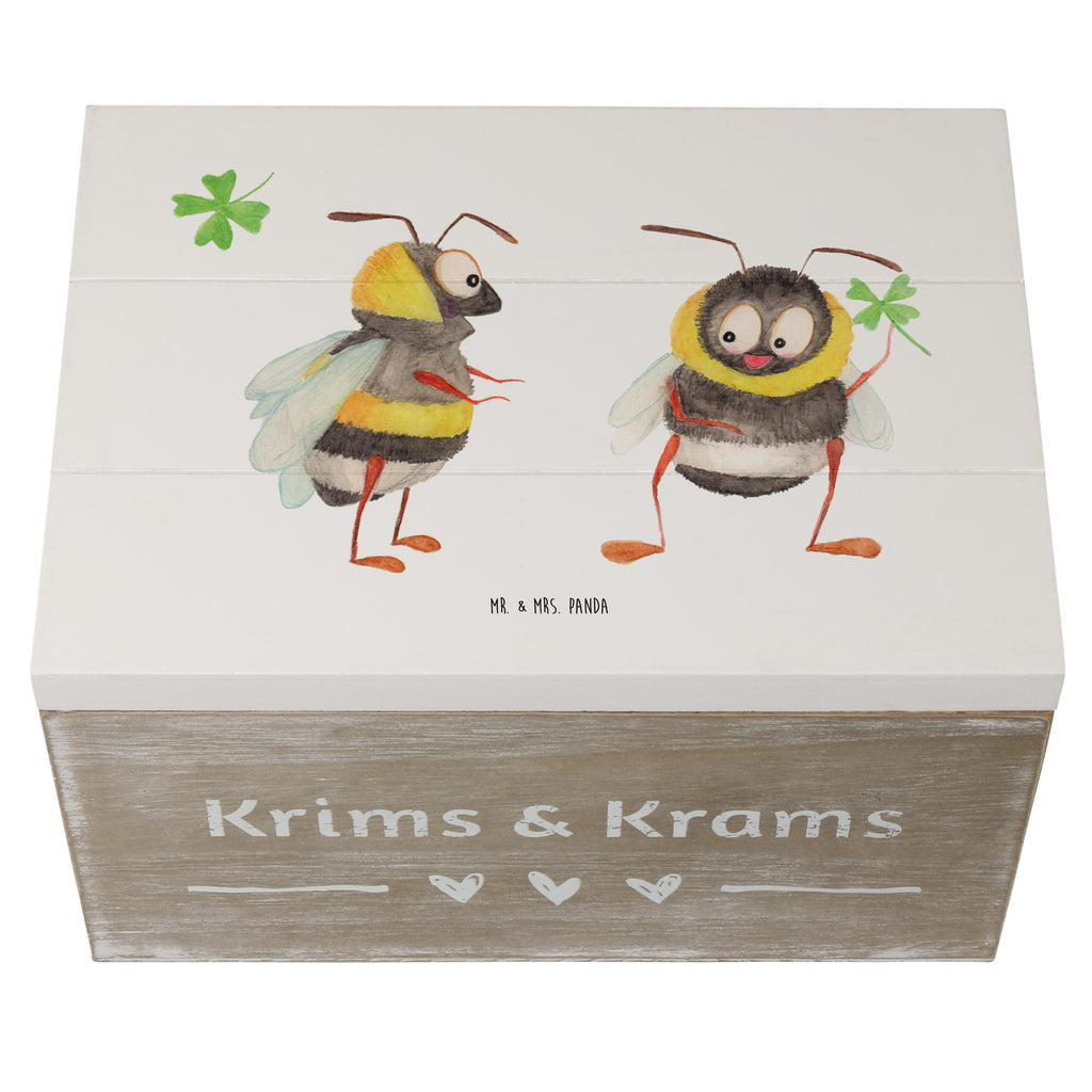 Holzkiste Hummeln mit Kleeblatt Holzkiste, Kiste, Schatzkiste, Truhe, Schatulle, XXL, Erinnerungsbox, Erinnerungskiste, Dekokiste, Aufbewahrungsbox, Tiermotive, Gute Laune, lustige Sprüche, Tiere, Hummel, Biene, Spruch positiv, Biene Deko, Spruch schön, glücklich sein, glücklich werden, Spruch fröhlich