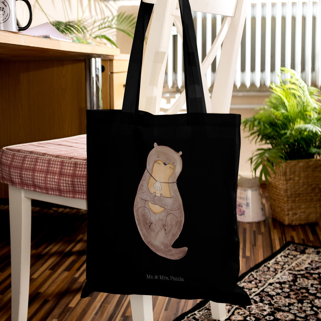 Tragetasche Otter mit Muschelmedaillon Beuteltasche, Beutel, Einkaufstasche, Jutebeutel, Stoffbeutel, Otter, Fischotter, Seeotter, Otterliebe, grübeln, träumen, Motivation, Tagträumen, Büro