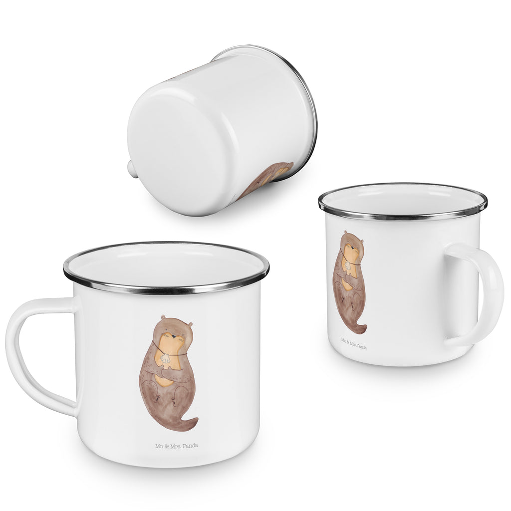 Camping Emaille Tasse Otter mit Muschelmedaillon Campingtasse, Trinkbecher, Metalltasse, Outdoor Tasse, Emaille Trinkbecher, Blechtasse Outdoor, Emaille Campingbecher, Edelstahl Trinkbecher, Metalltasse für Camping, Kaffee Blechtasse, Camping Tasse Metall, Otter, Fischotter, Seeotter, Otterliebe, grübeln, träumen, Motivation, Tagträumen, Büro