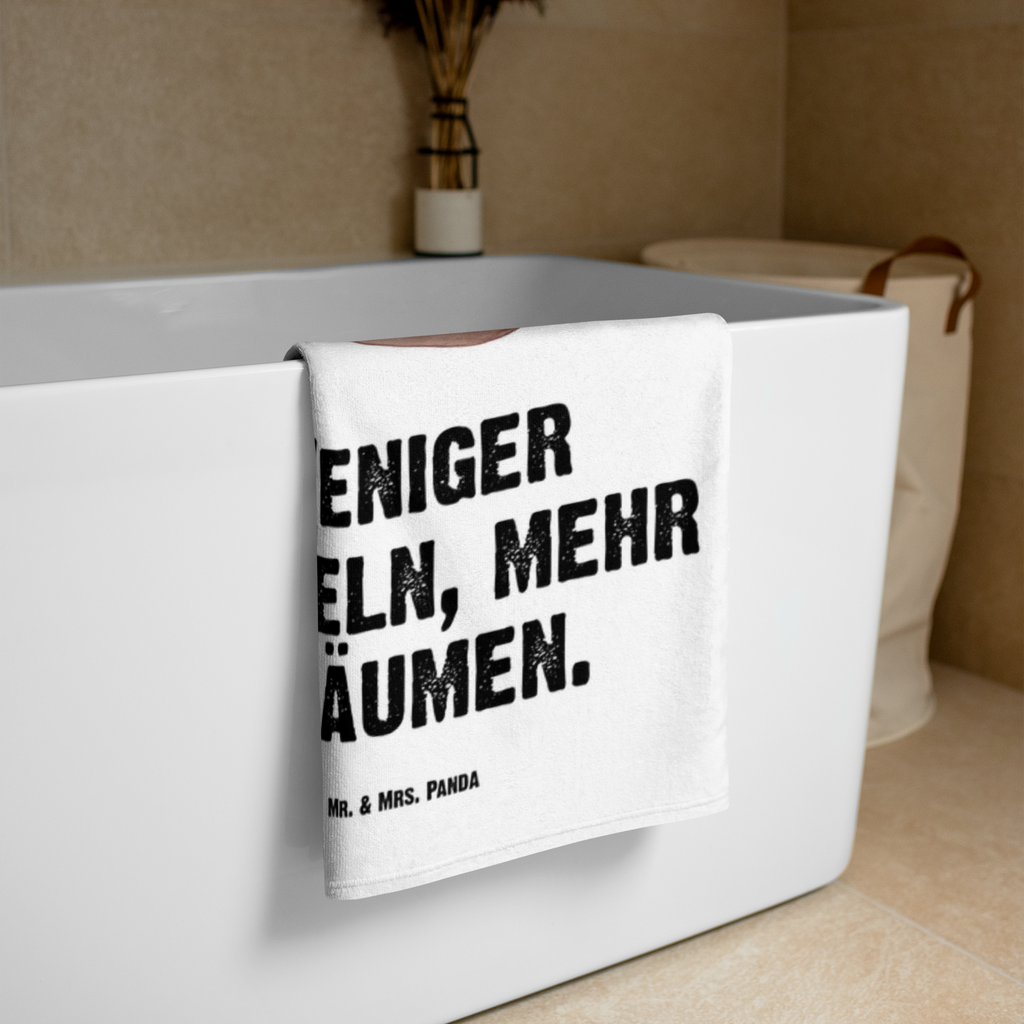 XL Badehandtuch Otter mit Muschelmedaillon Handtuch, Badetuch, Duschtuch, Strandtuch, Saunatuch, Otter, Fischotter, Seeotter, Otterliebe, grübeln, träumen, Motivation, Tagträumen, Büro