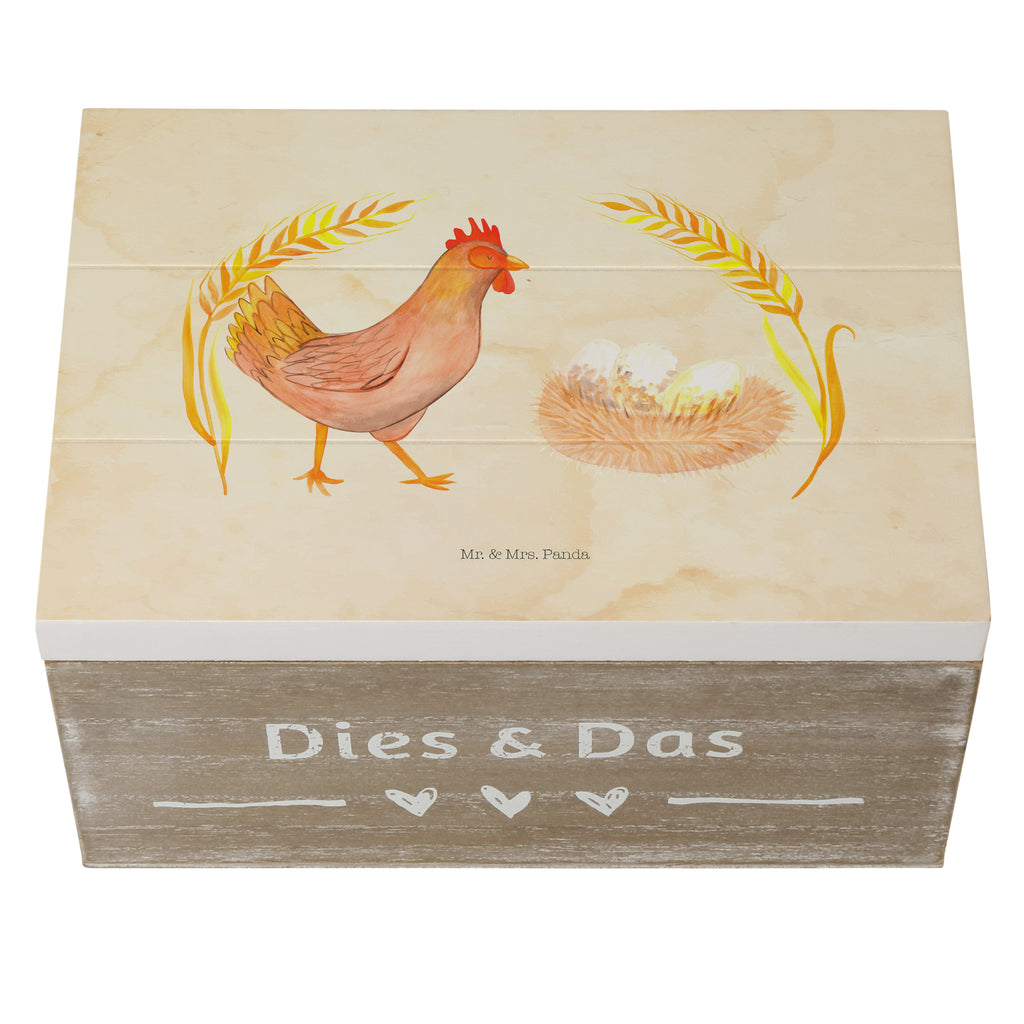 Holzkiste Huhn stolz Holzkiste, Kiste, Schatzkiste, Truhe, Schatulle, XXL, Erinnerungsbox, Erinnerungskiste, Dekokiste, Aufbewahrungsbox, Bauernhof, Hoftiere, Landwirt, Landwirtin, Hahn, Henne, Hühner, Eier, Hof, Landleben, Motivation, Geburt, Magie, Spruch, Schwangerschaft