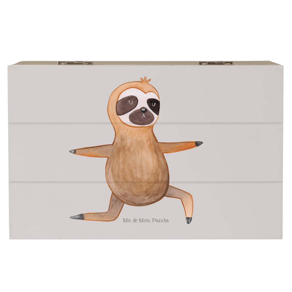 Holzkiste Faultier  Yoga Holzkiste, Kiste, Schatzkiste, Truhe, Schatulle, XXL, Erinnerungsbox, Erinnerungskiste, Dekokiste, Aufbewahrungsbox, Faultier, Faultier Geschenk, Faultier Deko, Faultiere, faul, Lieblingstier, Yoga, Namaste, Krieger, Yogaübungen, Meditation, Atmung, Gelassenheit, Entspannung