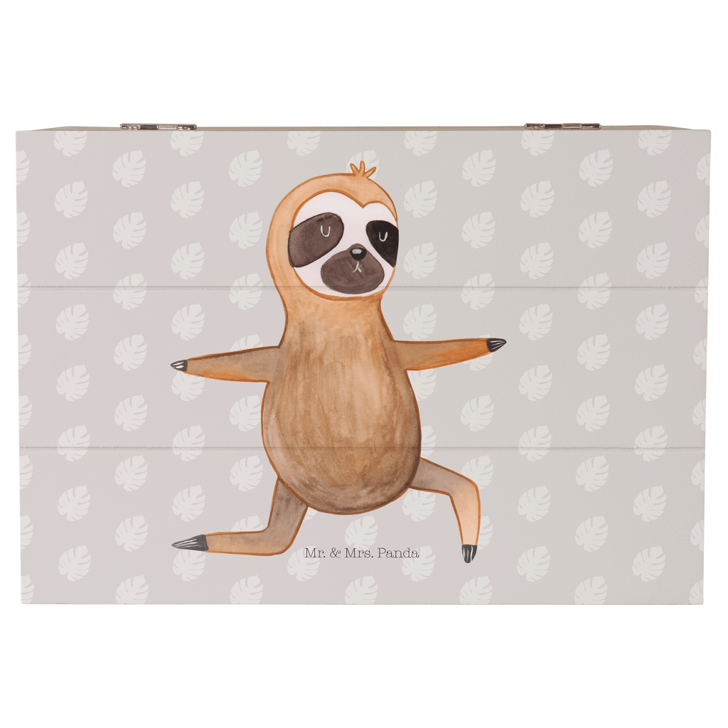 Holzkiste Faultier  Yoga Holzkiste, Kiste, Schatzkiste, Truhe, Schatulle, XXL, Erinnerungsbox, Erinnerungskiste, Dekokiste, Aufbewahrungsbox, Faultier, Faultier Geschenk, Faultier Deko, Faultiere, faul, Lieblingstier, Yoga, Namaste, Krieger, Yogaübungen, Meditation, Atmung, Gelassenheit, Entspannung
