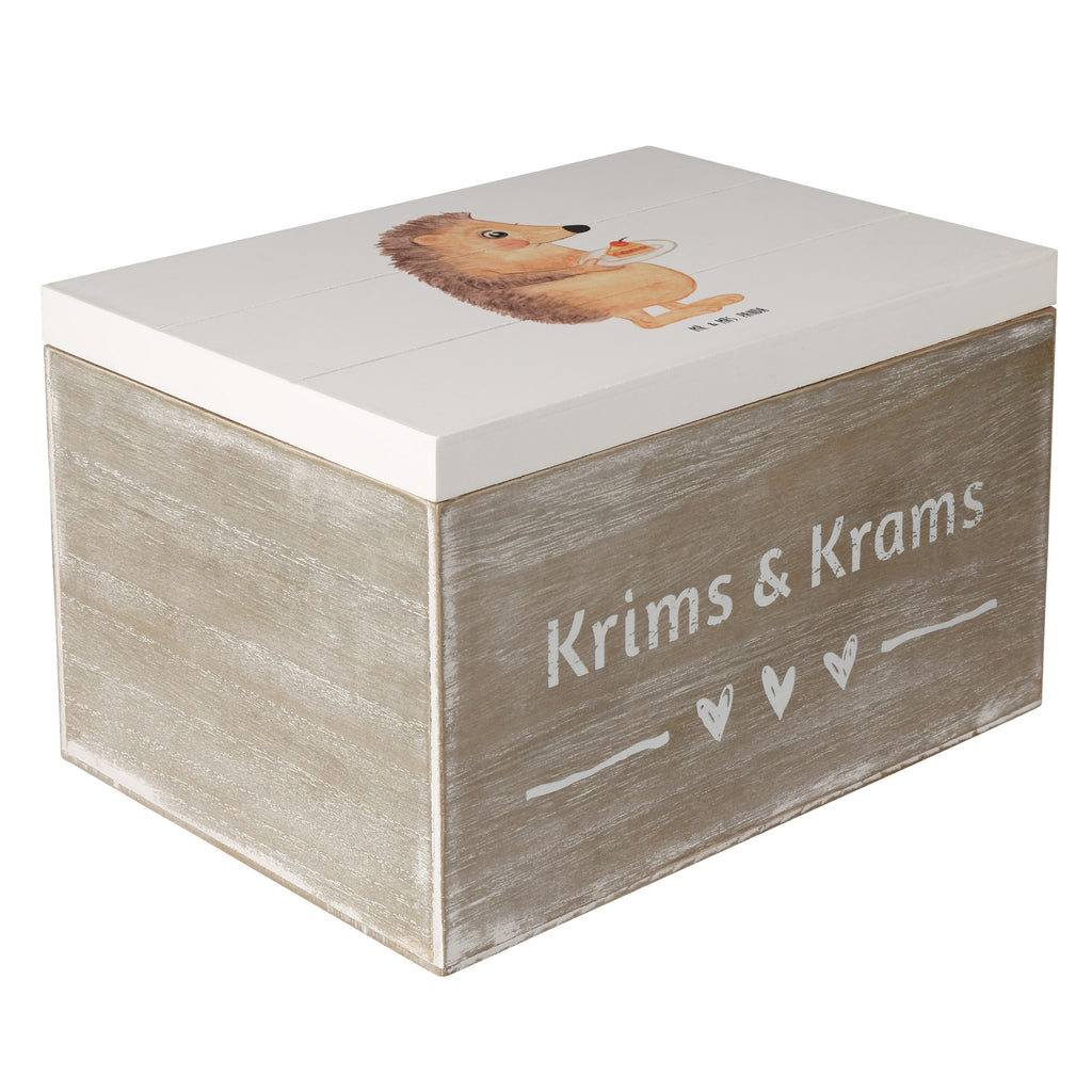 Holzkiste Igel mit Kuchenstück Holzkiste, Kiste, Schatzkiste, Truhe, Schatulle, XXL, Erinnerungsbox, Erinnerungskiste, Dekokiste, Aufbewahrungsbox, Tiermotive, Gute Laune, lustige Sprüche, Tiere, Igel, Essen Spruch, Kuchen, Backen Geschenk, Kuchen backen, Einladung Party, Geburtstagskuchen, Torte