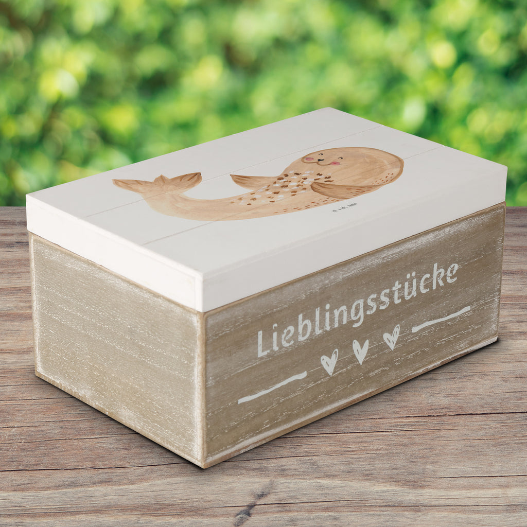 Holzkiste Robbe liegend Holzkiste, Kiste, Schatzkiste, Truhe, Schatulle, XXL, Erinnerungsbox, Erinnerungskiste, Dekokiste, Aufbewahrungsbox, Tiermotive, Gute Laune, lustige Sprüche, Tiere, Robbe, Robben, Seehund, Strand, Meerestier, Ostsee, Nordsee, Lachen, Freude