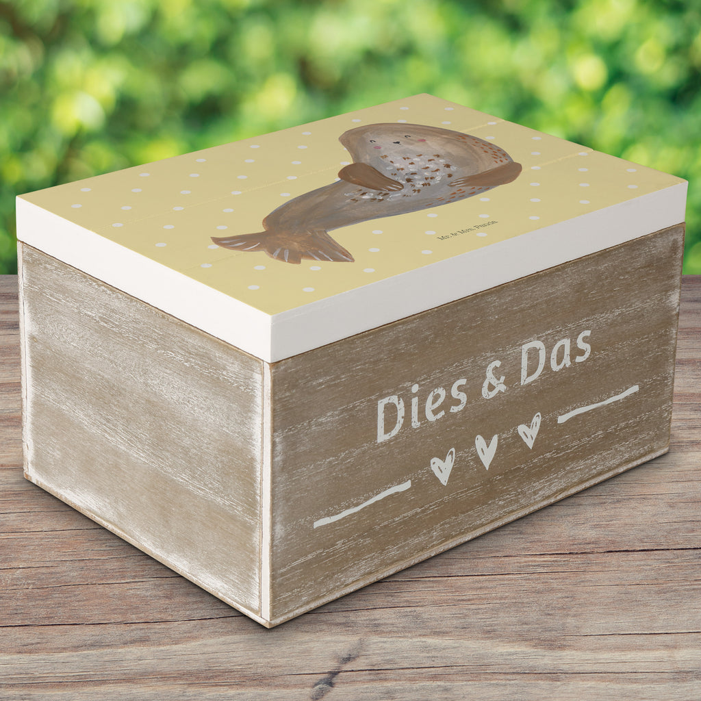 Holzkiste Robbe lachend Holzkiste, Kiste, Schatzkiste, Truhe, Schatulle, XXL, Erinnerungsbox, Erinnerungskiste, Dekokiste, Aufbewahrungsbox, Tiermotive, Gute Laune, lustige Sprüche, Tiere, Robbe, Robben, Seehund, Strand, Meerestier, Ostsee, Nordsee
