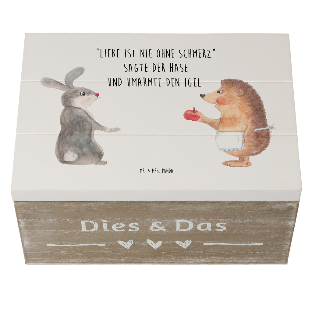 Holzkiste Liebe ist nie ohne Schmerz Holzkiste, Kiste, Schatzkiste, Truhe, Schatulle, XXL, Erinnerungsbox, Erinnerungskiste, Dekokiste, Aufbewahrungsbox, Tiermotive, Gute Laune, lustige Sprüche, Tiere, Igel und Hase, Igel, Hase, Liebe Spruch, Liebeskummer Geschenk, Herzschmerz, Trösten, Trennungsschmerz, Spruch romantisch