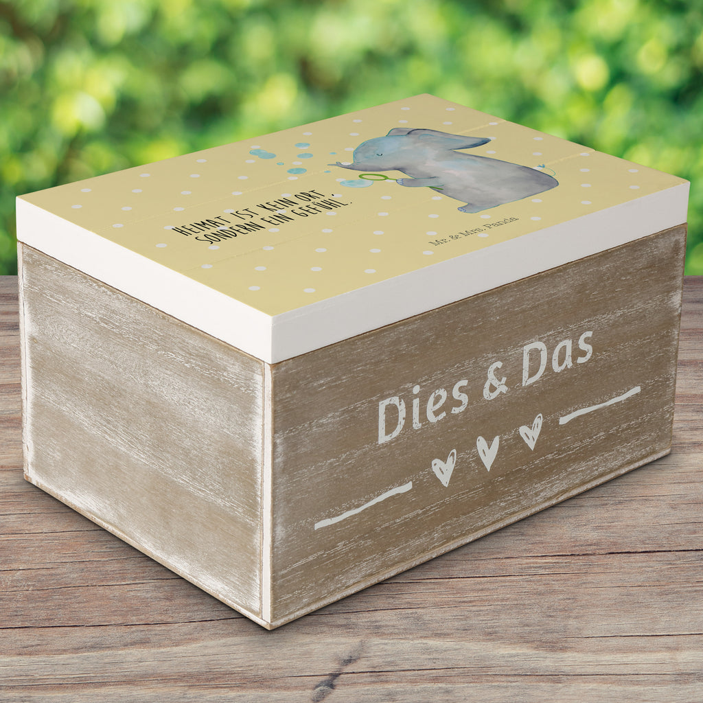 Holzkiste Elefant Seifenblasen Holzkiste, Kiste, Schatzkiste, Truhe, Schatulle, XXL, Erinnerungsbox, Erinnerungskiste, Dekokiste, Aufbewahrungsbox, Tiermotive, Gute Laune, lustige Sprüche, Tiere, Elefant, Elefanten, Dickhäter, Rüsseltier, Seifenblasen, Liebe, Heimat, Gefühl. Daheim, Liebesbeweis, Liebesspruch