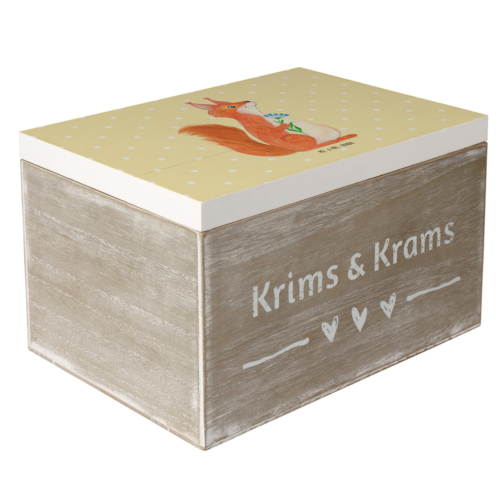 Holzkiste Eichhörnchen Blume Holzkiste, Kiste, Schatzkiste, Truhe, Schatulle, XXL, Erinnerungsbox, Erinnerungskiste, Dekokiste, Aufbewahrungsbox, Tiermotive, Gute Laune, lustige Sprüche, Tiere, Eichhörnchen, Eichhorn, Spruch positiv, Lachen, Spaß, Motivation Sprüche, Motivation Bilder, glücklich Spruch, Spruch Deko