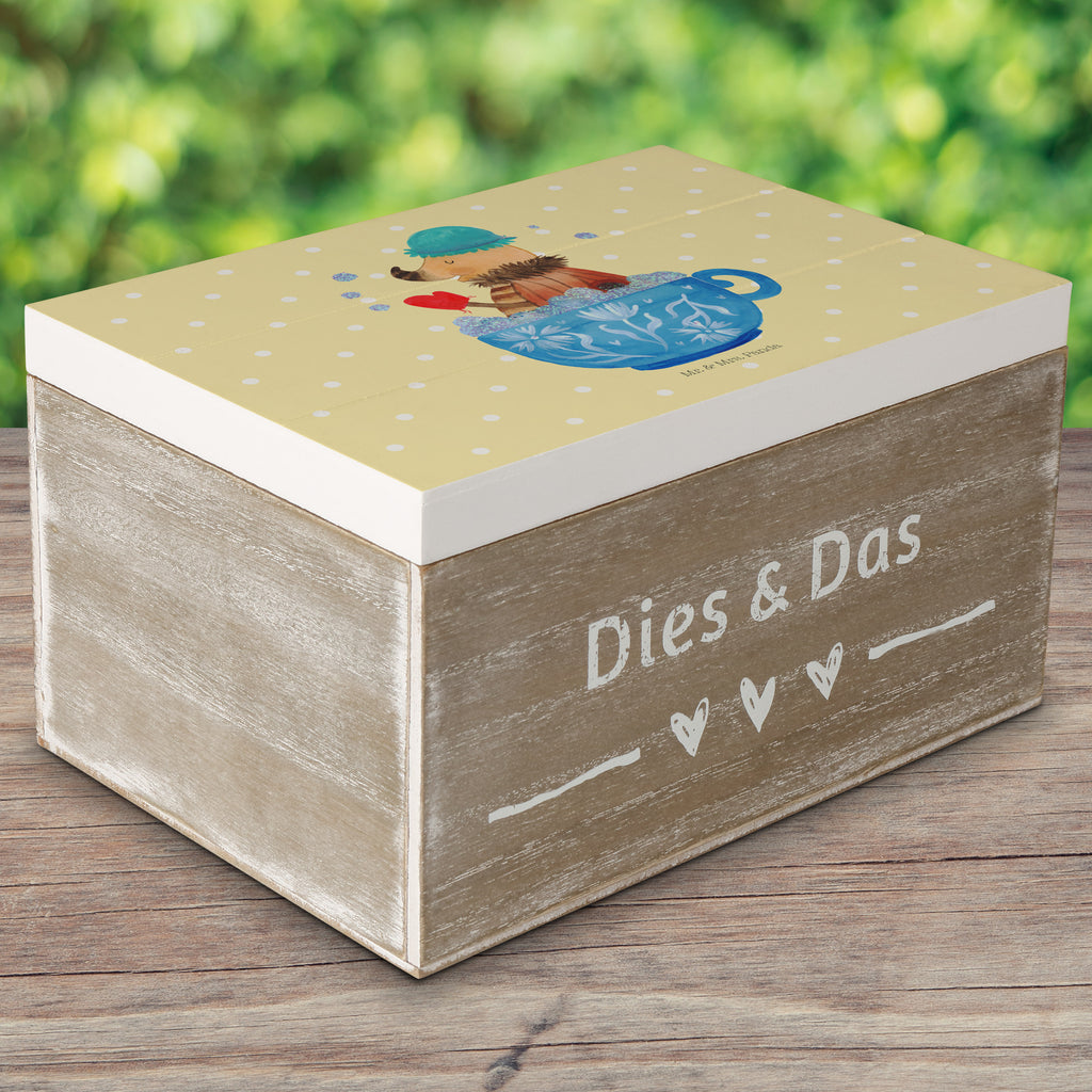 Holzkiste Nachtfalter Schaumbad Holzkiste, Kiste, Schatzkiste, Truhe, Schatulle, XXL, Erinnerungsbox, Erinnerungskiste, Dekokiste, Aufbewahrungsbox, Tiermotive, Gute Laune, lustige Sprüche, Tiere, Nachtfalter, Schaumbad, Badezimmer, Bad, WC, Badezimmerdeko, Baden, Tasse, Träumen, verträumt, Ziele, Zeitmanagement