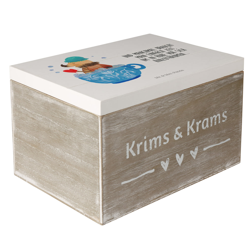 Holzkiste Nachtfalter Schaumbad Holzkiste, Kiste, Schatzkiste, Truhe, Schatulle, XXL, Erinnerungsbox, Erinnerungskiste, Dekokiste, Aufbewahrungsbox, Tiermotive, Gute Laune, lustige Sprüche, Tiere, Nachtfalter, Schaumbad, Badezimmer, Bad, WC, Badezimmerdeko, Baden, Tasse, Träumen, verträumt, Ziele, Zeitmanagement