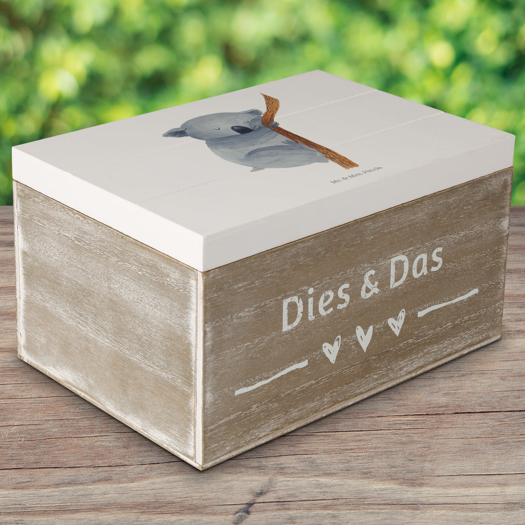 Holzkiste Koalabär Holzkiste, Kiste, Schatzkiste, Truhe, Schatulle, XXL, Erinnerungsbox, Erinnerungskiste, Dekokiste, Aufbewahrungsbox, Tiermotive, Gute Laune, lustige Sprüche, Tiere, Koala, träumen, Traum, schlafen, Schlafzimmer, Traumland, Bär, Koalabär