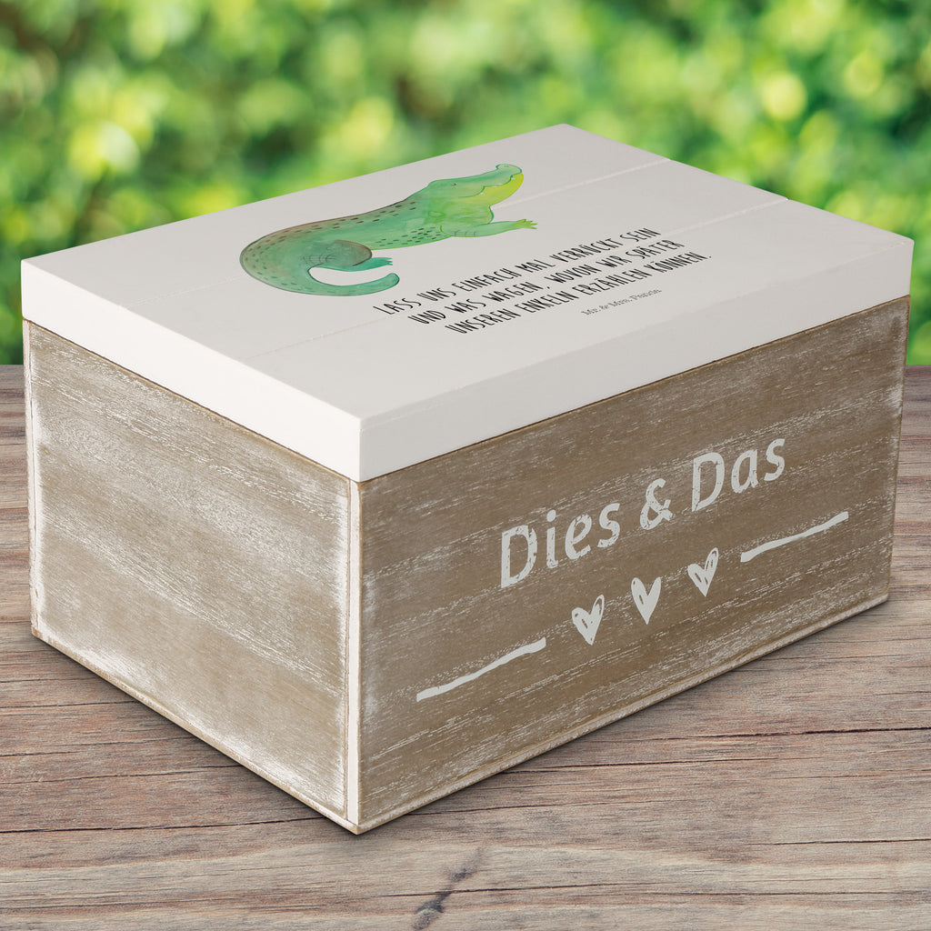 Holzkiste Krokodil Holzkiste, Kiste, Schatzkiste, Truhe, Schatulle, XXL, Erinnerungsbox, Erinnerungskiste, Dekokiste, Aufbewahrungsbox, Meerestiere, Meer, Urlaub, Krokodil, Krokodile, verrückt sein, spontan sein, Abenteuerlust, Reiselust, Freundin, beste Freundin, Lieblingsmensch