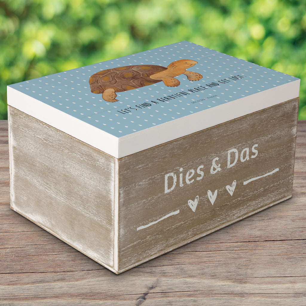 Holzkiste Schildkröte marschiert Holzkiste, Kiste, Schatzkiste, Truhe, Schatulle, XXL, Erinnerungsbox, Erinnerungskiste, Dekokiste, Aufbewahrungsbox, Meerestiere, Meer, Urlaub, Schildkröte, Schildkröten, get lost, Abenteuer, Reiselust, Inspiration, Neustart, Motivation, Lieblingsmensch