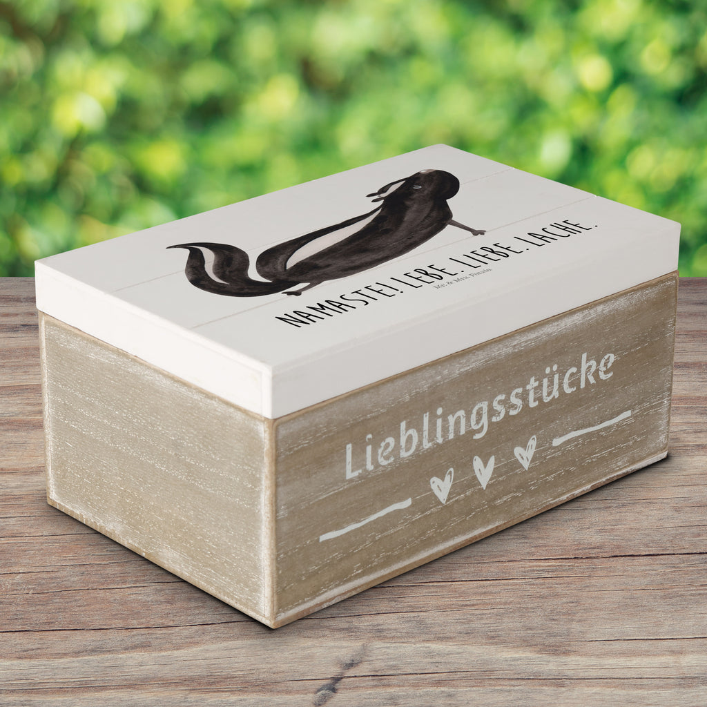 Holzkiste Stinktier Yoga Holzkiste, Kiste, Schatzkiste, Truhe, Schatulle, XXL, Erinnerungsbox, Erinnerungskiste, Dekokiste, Aufbewahrungsbox, Stinktier, Skunk, Wildtier, Raubtier, Stinker, Stinki, Yoga, Namaste, Lebe, Liebe, Lache