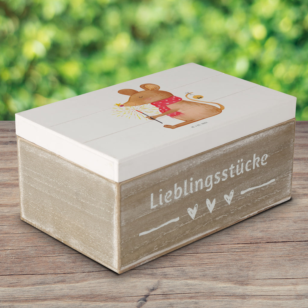 Holzkiste Weihnachtsmaus Holzkiste, Kiste, Schatzkiste, Truhe, Schatulle, XXL, Erinnerungsbox, Erinnerungskiste, Dekokiste, Aufbewahrungsbox, Winter, Weihnachten, Weihnachtsdeko, Nikolaus, Advent, Heiligabend, Wintermotiv, Frohe Weihnachten, Weihnachtsgruß, Weihnachtsmotiv, Maus, Mäuschen, Weihnachtswunder