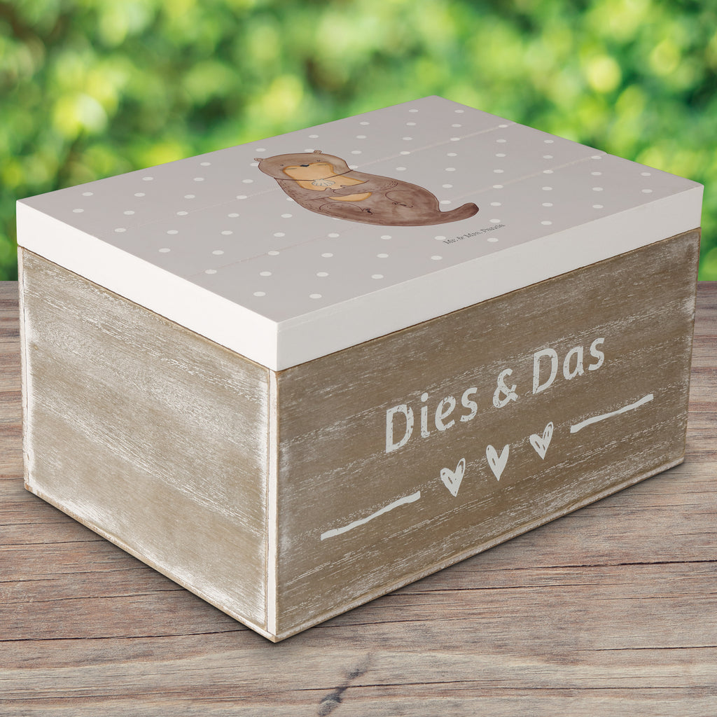 Holzkiste Otter mit Muschelmedaillon Holzkiste, Kiste, Schatzkiste, Truhe, Schatulle, XXL, Erinnerungsbox, Erinnerungskiste, Dekokiste, Aufbewahrungsbox, Otter, Fischotter, Seeotter, Otterliebe, grübeln, träumen, Motivation, Tagträumen, Büro