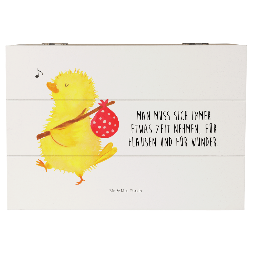 Holzkiste Küken Wanderer Holzkiste, Kiste, Schatzkiste, Truhe, Schatulle, XXL, Erinnerungsbox, Erinnerungskiste, Dekokiste, Aufbewahrungsbox, Ostern, Osterhase, Ostergeschenke, Osternest, Osterdeko, Geschenk zu Ostern, Küken, Osterei, Ostereier, Ei, Frühlingsgefühle, Freude, Grüße, liebe Grüße, Frohe Ostern, Ostergrüße, Flausen, Wunder, Reisen, Weltenbummler, Zeit, Zeitmanagement, Backpacker