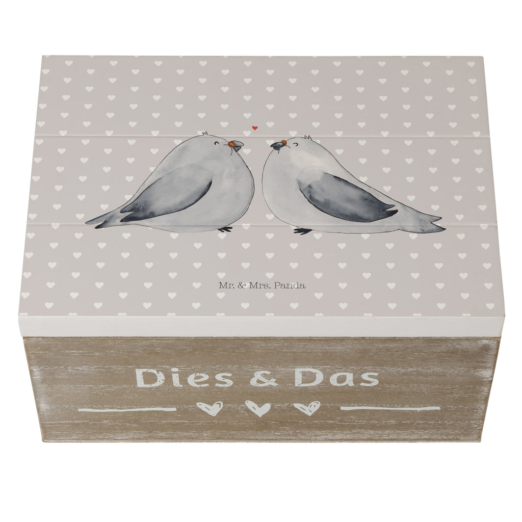 Holzkiste Turteltauben Liebe Holzkiste, Kiste, Schatzkiste, Truhe, Schatulle, XXL, Erinnerungsbox, Erinnerungskiste, Dekokiste, Aufbewahrungsbox, Liebe, Partner, Freund, Freundin, Ehemann, Ehefrau, Heiraten, Verlobung, Heiratsantrag, Liebesgeschenk, Jahrestag, Hocheitstag, Turteltauben, Turteltäubchen, Tauben, Verliebt, Verlobt, Verheiratet, Geschenk Freundin, Geschenk Freund, Liebesbeweis, Hochzeitstag, Geschenk Hochzeit