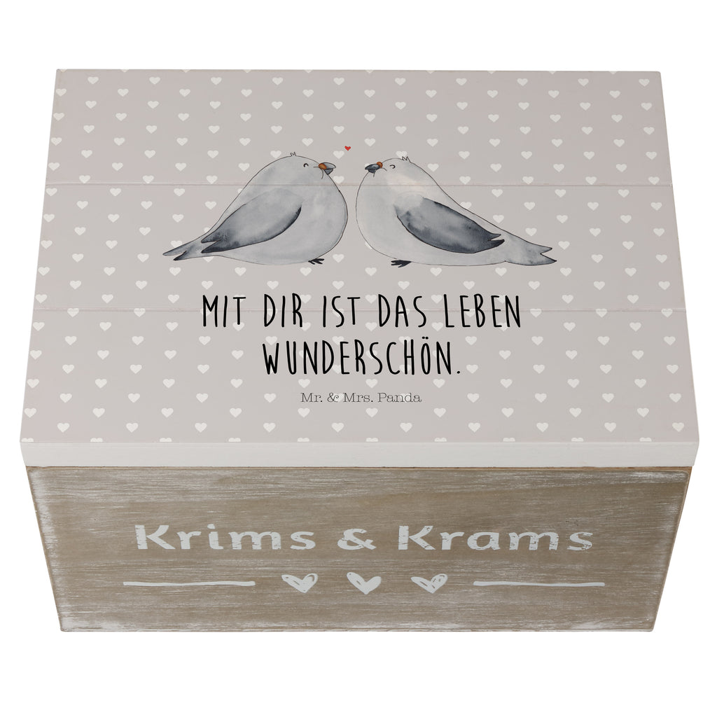 Holzkiste Turteltauben Liebe Holzkiste, Kiste, Schatzkiste, Truhe, Schatulle, XXL, Erinnerungsbox, Erinnerungskiste, Dekokiste, Aufbewahrungsbox, Liebe, Partner, Freund, Freundin, Ehemann, Ehefrau, Heiraten, Verlobung, Heiratsantrag, Liebesgeschenk, Jahrestag, Hocheitstag, Turteltauben, Turteltäubchen, Tauben, Verliebt, Verlobt, Verheiratet, Geschenk Freundin, Geschenk Freund, Liebesbeweis, Hochzeitstag, Geschenk Hochzeit