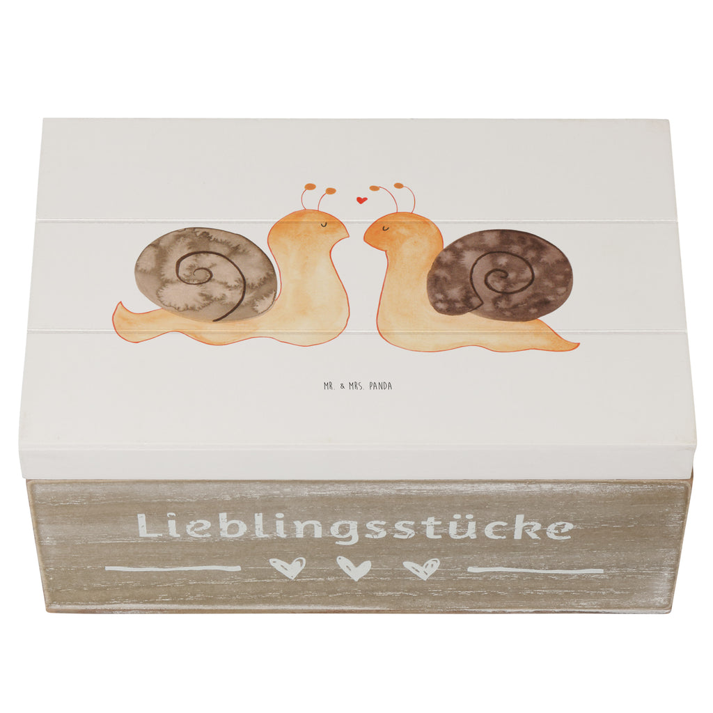 Holzkiste Schnecken Liebe Holzkiste, Kiste, Schatzkiste, Truhe, Schatulle, XXL, Erinnerungsbox, Erinnerungskiste, Dekokiste, Aufbewahrungsbox, Liebe, Partner, Freund, Freundin, Ehemann, Ehefrau, Heiraten, Verlobung, Heiratsantrag, Liebesgeschenk, Jahrestag, Hocheitstag