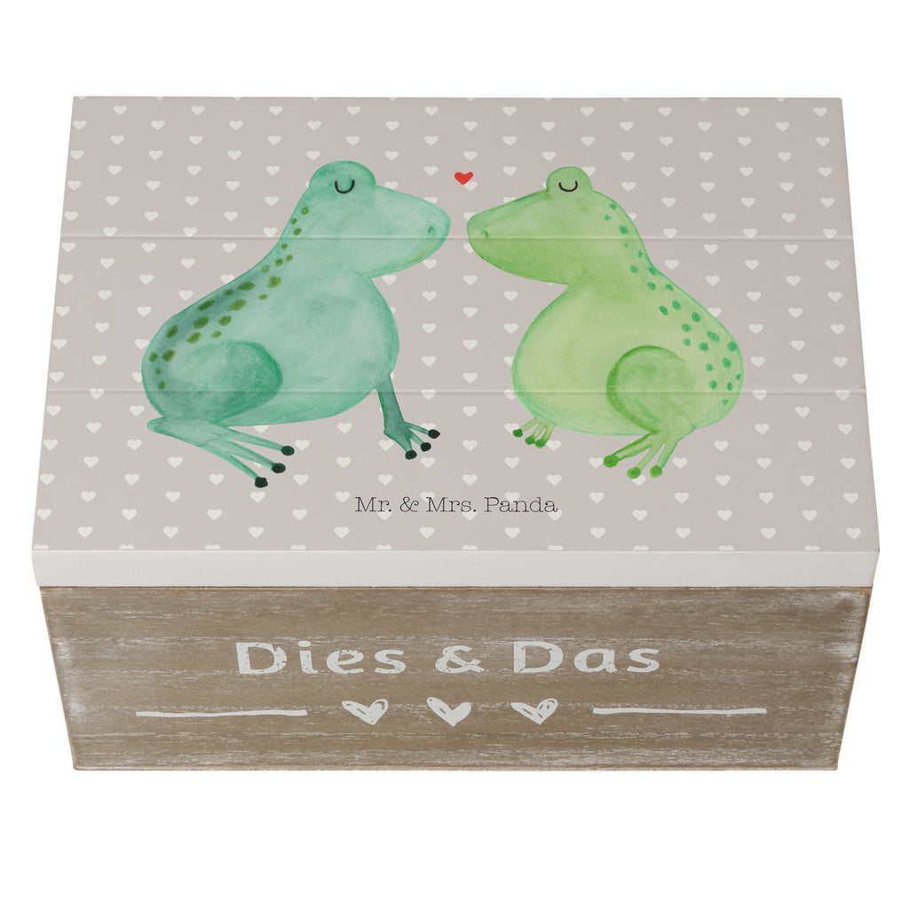 Holzkiste Frosch Liebe Holzkiste, Kiste, Schatzkiste, Truhe, Schatulle, XXL, Erinnerungsbox, Erinnerungskiste, Dekokiste, Aufbewahrungsbox, Liebe, Partner, Freund, Freundin, Ehemann, Ehefrau, Heiraten, Verlobung, Heiratsantrag, Liebesgeschenk, Jahrestag, Hocheitstag, Verliebt, Verlobt, Verheiratet, Geschenk Freundin, Geschenk Freund, Liebesbeweis, Hochzeitstag, Geschenk Hochzeit, Frosch, Frösche, Froschkönig, Fröschchen