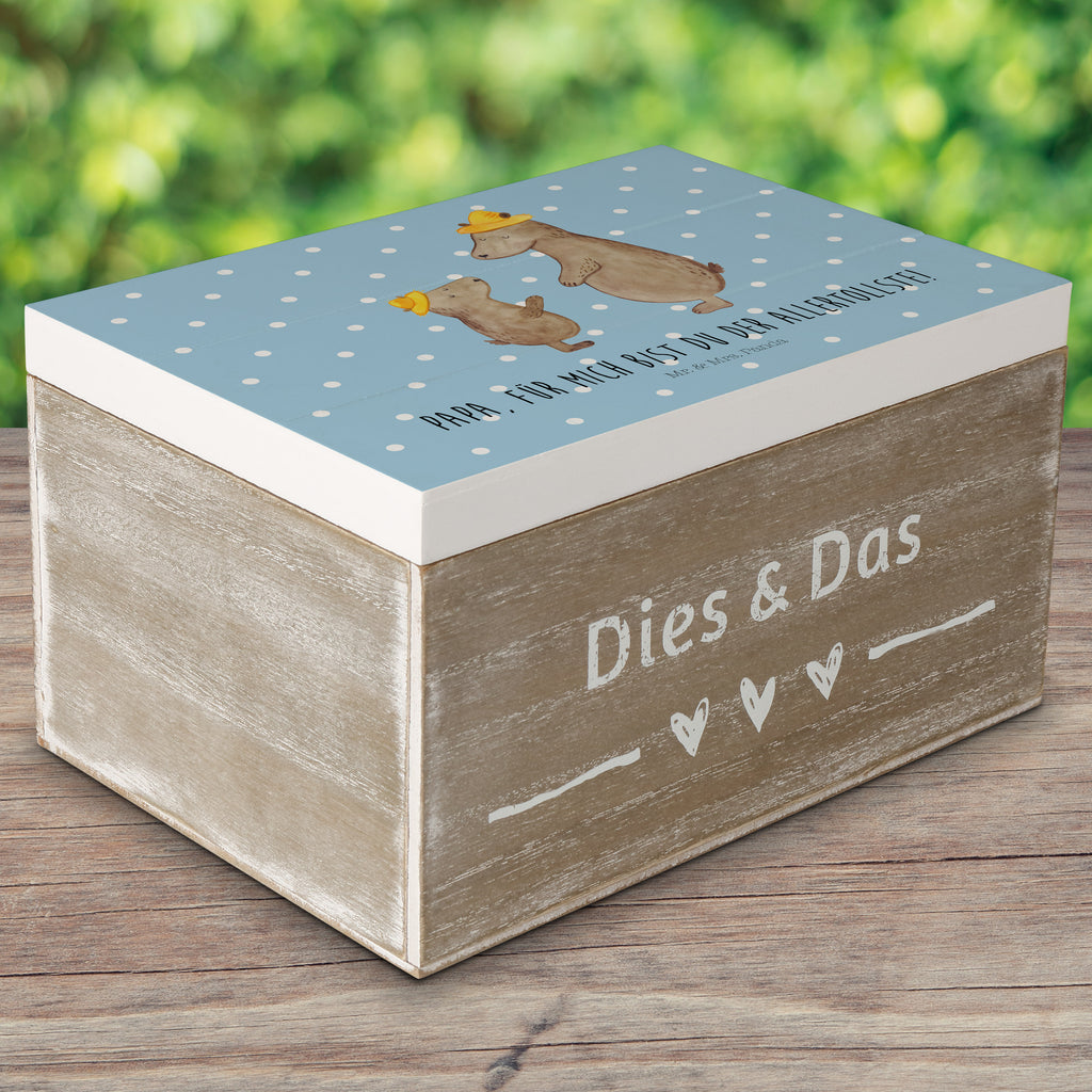Holzkiste Bären mit Hut Holzkiste, Kiste, Schatzkiste, Truhe, Schatulle, XXL, Erinnerungsbox, Erinnerungskiste, Dekokiste, Aufbewahrungsbox, Familie, Vatertag, Muttertag, Bruder, Schwester, Mama, Papa, Oma, Opa, Bär, Bären, Vater, Papi, Paps, Dad, Daddy, Lieblingsmensch, Sohn, Söhne, Kind, Kinder, Vater-Sohn, Family, Vorbild