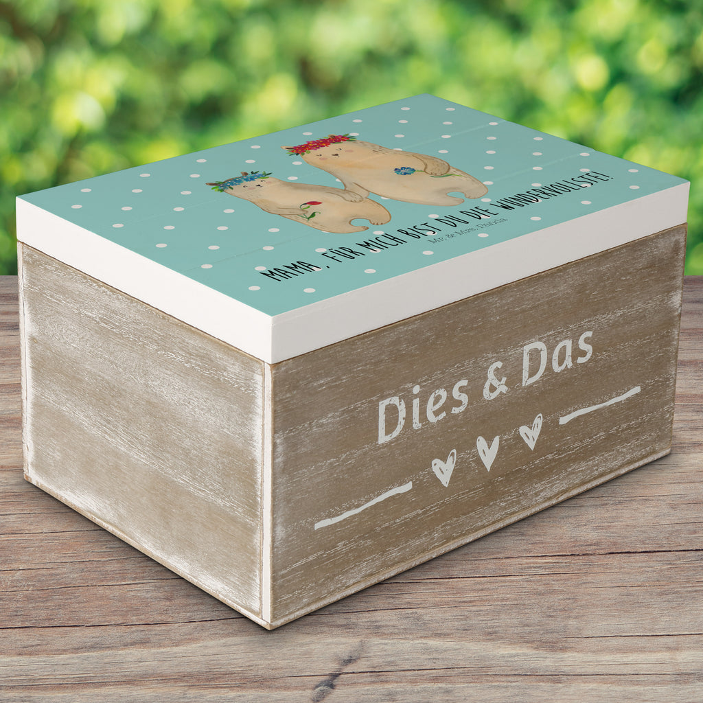 Holzkiste Bären mit Blumenkranz Holzkiste, Kiste, Schatzkiste, Truhe, Schatulle, XXL, Erinnerungsbox, Erinnerungskiste, Dekokiste, Aufbewahrungsbox, Familie, Vatertag, Muttertag, Bruder, Schwester, Mama, Papa, Oma, Opa, Bär, Bären, Mutter, Mutti, Mami, Lieblingsmensch, Lieblingsmama, beste Mutter, weltbeste Mama, Geschenk Mama. Muttertag, Tochter, Kind, Kinder, Töchter, Family, Vorbild
