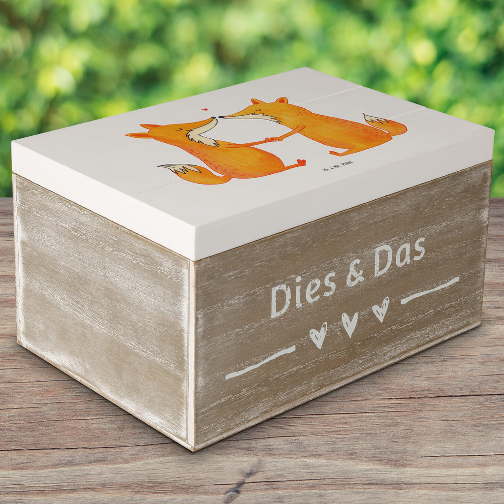 Holzkiste Füchse Liebe Holzkiste, Kiste, Schatzkiste, Truhe, Schatulle, XXL, Erinnerungsbox, Erinnerungskiste, Dekokiste, Aufbewahrungsbox, Fuchs, Füchse, Fox, Liebe, Liebespaar, Paar, Partner, Freundin, Freund, Ehe, Verlobte, Ehemann, Ehefrau, Liebesbeweis